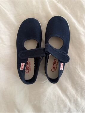 Cienta Navy Blue Girls Mary Jane Velcro Shoes